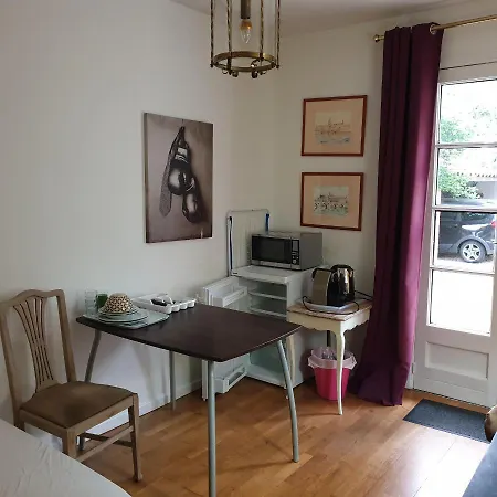 Privee Dans Maison Avec Piscine Privat bolig Tournefeuille