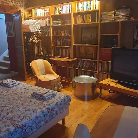 Privée Dans Maison Avec Piscine