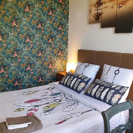 Privee Dans Maison Avec Piscine *