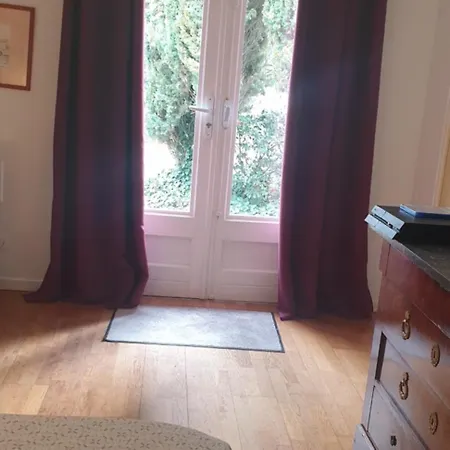 Privée Dans Maison Avec Piscine