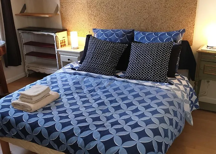 Privée Dans Maison Avec Piscine Séjour chez l'habitant